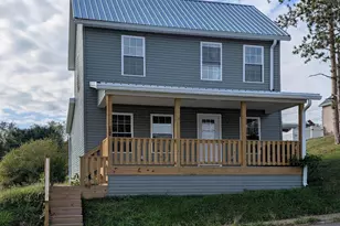 551 W Brown St, New Lexington, OH 43764 - Photo 1