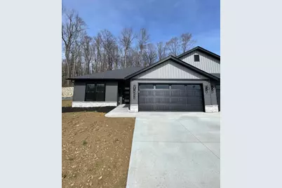 114 Roanoke Street, Mount Vernon, OH 43050 - Photo 1