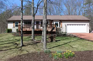 870 Iroquois Ct, Sugar Grove, OH 43155 - Photo 1