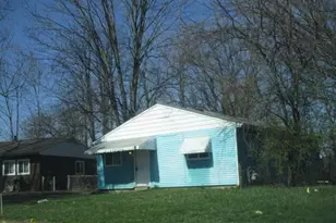 3072 Huntington Dr, Columbus, OH 43207 - Photo 1