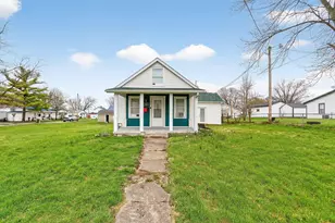 328 W Light St, Urbana, OH 43078 - Photo 1
