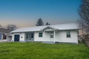 1097 Forest Dr, Columbus, OH 43223 - Photo 1