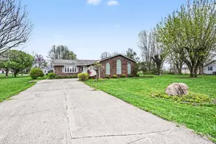 23624 Parker Ct, Circleville, OH 43113 - Photo 1
