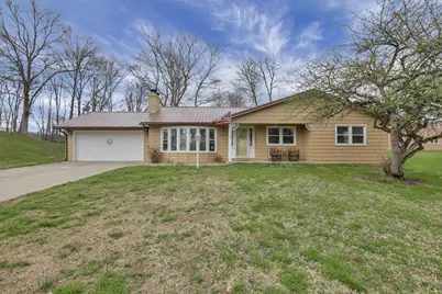 224 Brentwood Drive NE, Newark, OH 43055 - Photo 1