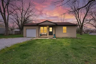 81 3rd Ave SW, Etna, OH 43062 - Photo 1