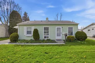 707 Robinson St, Marion, OH 43302 - Photo 1