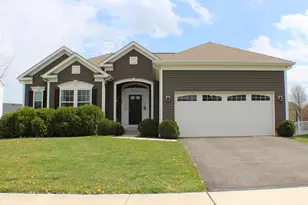 162 Edmonds Dr, Commercial Point, OH 43116 - Photo 1