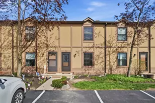 722 Michael View Ct, Worthington, OH 43085 - Photo 1