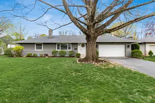 3166 S Dorchester Rd, Columbus, OH 43221 - Photo 1