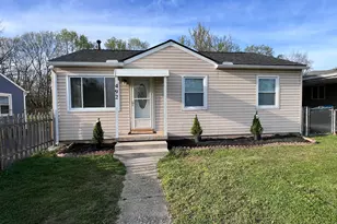 492 Basswood Rd, Columbus, OH 43207 - Photo 1