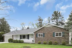 2123 Nayland Rd, Columbus, OH 43220 - Photo 1