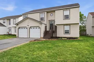 343 Oak Village Dr, Columbus, OH 43207 - Photo 1