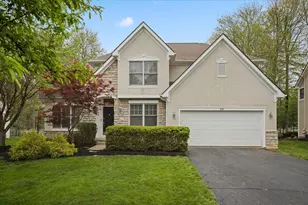 374 Rosewood Ct, Powell, OH 43065 - Photo 1