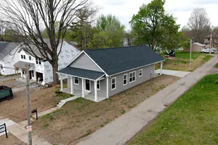 517 E Chillicothe Ave, Bellefontaine, OH 43311 - Photo 1