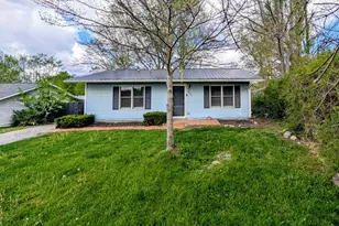 227 W Jersey St, Johnstown, OH 43031 - Photo 1