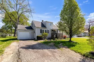 840 W 10th St, Ashland, OH 44805 - Photo 1