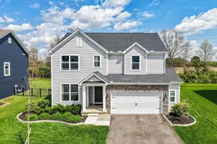 156 Silver Pne Ln, Lewis Center, OH 43035 - Photo 1