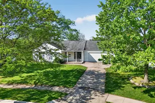 3937 Lexmont Rd S, Columbus, OH 43228 - Photo 1