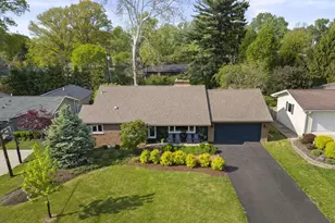 194 W New England Ave, Columbus, OH 43085 - Photo 1