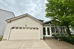 6370 Bellinger Dr, Galloway, OH 43119 - Photo 1