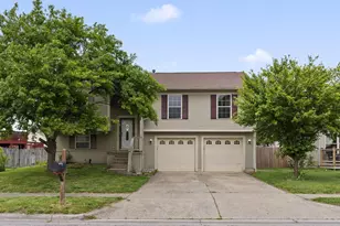 974 Esther Dr, Columbus, OH 43207 - Photo 1
