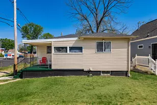 2958 E 11th Ave, Columbus, OH 43219 - Photo 1