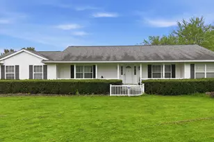 2006 Stoneridge Ct, Ashland, OH 44805 - Photo 1