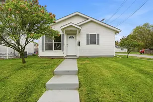 681 Maple Ave, Newark, OH 43055 - Photo 1