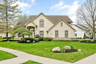 912 Linworth Village Dr, Columbus, OH 43235 - Photo 1