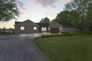 2672 Gooding Rd, Marion, OH 43302 - Photo 1