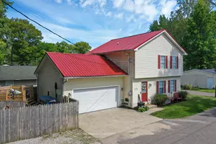 172 Lake St, Buckeye Lake, OH 43008 - Photo 1