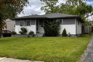 699 Holly Hill Dr, Columbus, OH 43228 - Photo 1