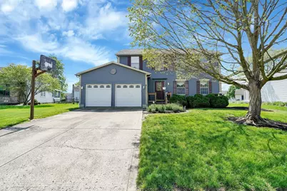 527 Warwick Lane, Pickerington, OH 43147 - Photo 1