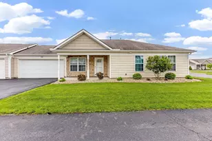 802 Cumberland Meadows Circle, Hebron, OH 43025 - Photo 1