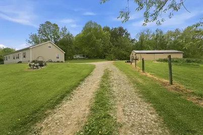 11271 Hamby Hill Road, Frazeysburg, OH 43822 - Photo 1