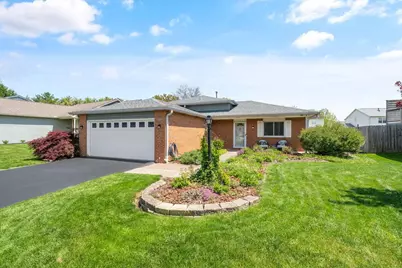 4858 Wallington Drive, Hilliard, OH 43026 - Photo 1