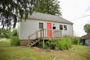 124 E King St, Zanesville, OH 43701 - Photo 1