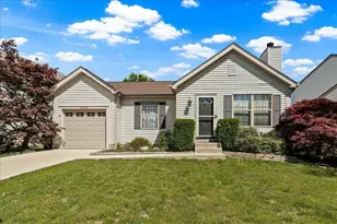 2278 Breeze Hill Dr, Grove City, OH 43123 - Photo 1
