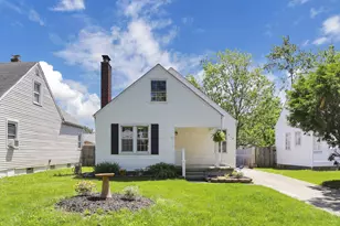 910 Wiltshire Rd, Columbus, OH 43204 - Photo 1