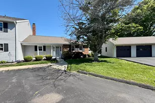 267 Constitution Dr, Chillicothe, OH 45601 - Photo 1