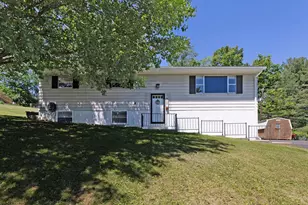 1253 Dolphin St, Chillicothe, OH 45601 - Photo 1