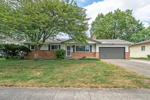 390 Dunbarton Rd, Columbus, OH 43230 - Photo 1