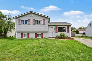 5888 Starcrest Dr, Galloway, OH 43119 - Photo 1