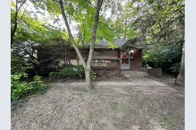 685 S James Road, Columbus, OH 43213 - Photo 1