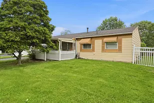 3532 Tremaine Rd, Columbus, OH 43232 - Photo 1