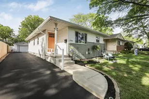 296 E Stanton Ave, Columbus, OH 43214 - Photo 1