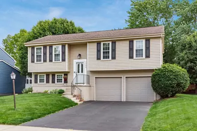 2405 Dorothy Lane, Grove City, OH 43123 - Photo 1