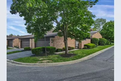 1727 Arlingate Drive N, Columbus, OH 43220 - Photo 1