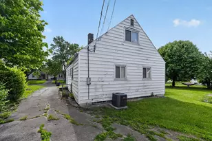 329 S Weyant Ave, Columbus, OH 43213 - Photo 1
