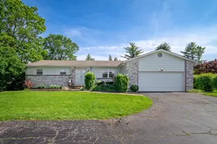 1293 W Old Henderson Rd, Columbus, OH 43220 - Photo 1